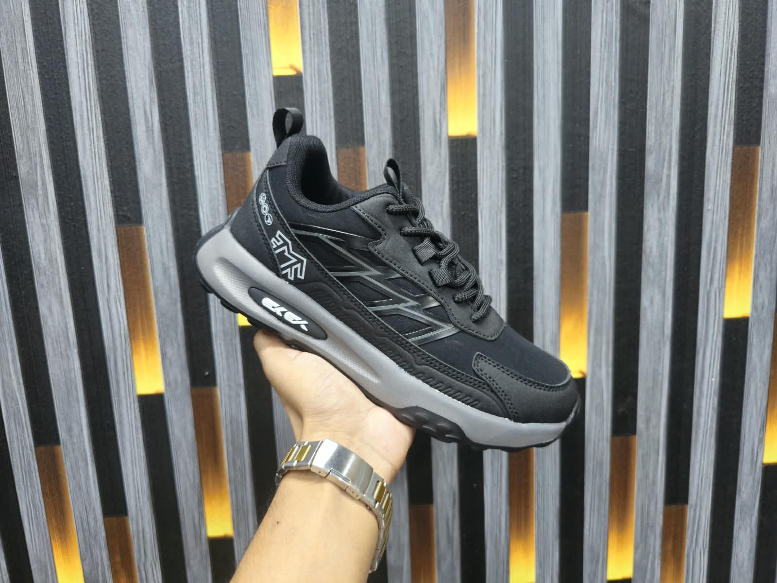 Men's Premium Casual Sneakers
