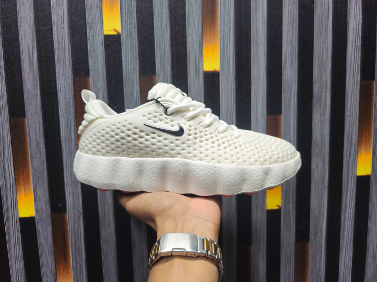Nike Mind Sneakers – Made in Vietnam -ALL WHITE