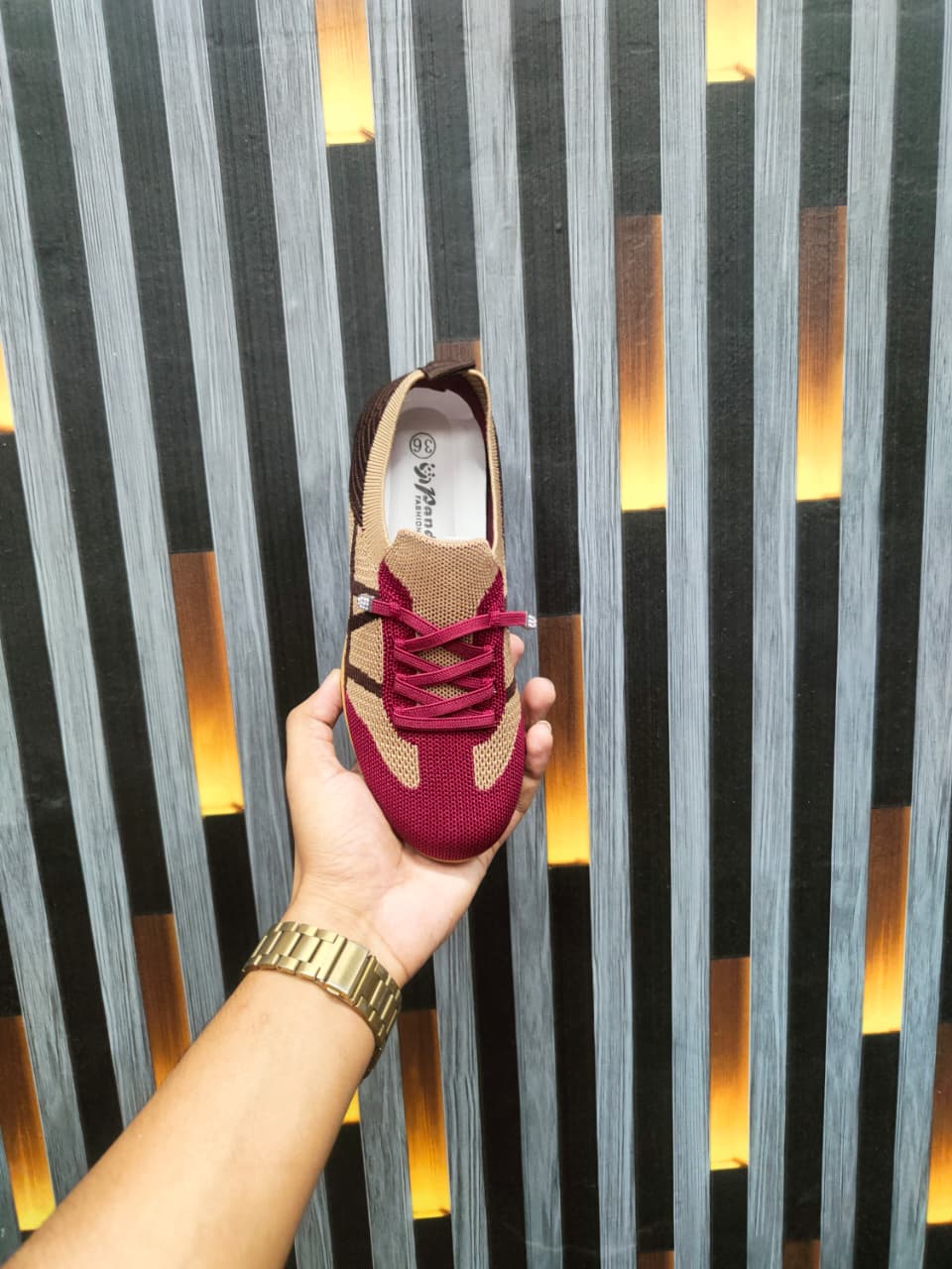 Premium Casual Sneakers – Stylish & Comfortable