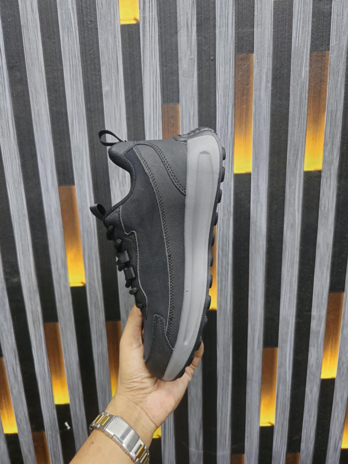 Men's Premium Casual Sneakers image 3
