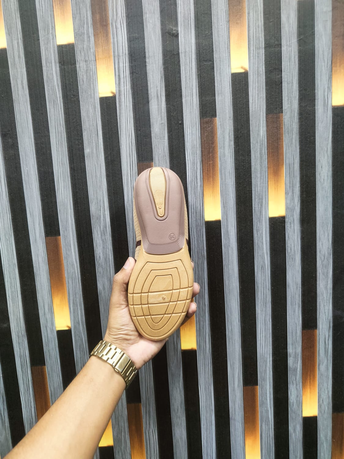 Premium Casual Sneakers – Stylish & Comfortable image 3