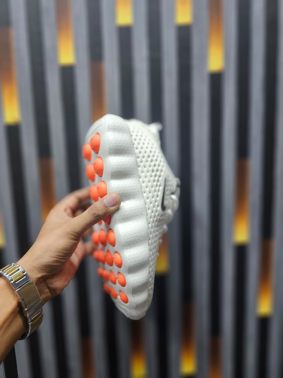 Nike Mind Sneakers – Made in Vietnam -ALL WHITE image 2