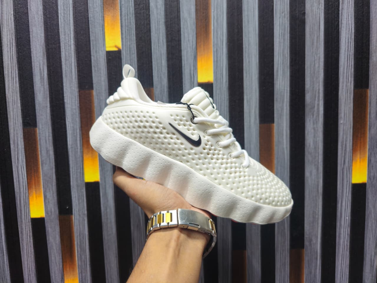 Nike Mind Sneakers – Made in Vietnam -ALL WHITE image 6