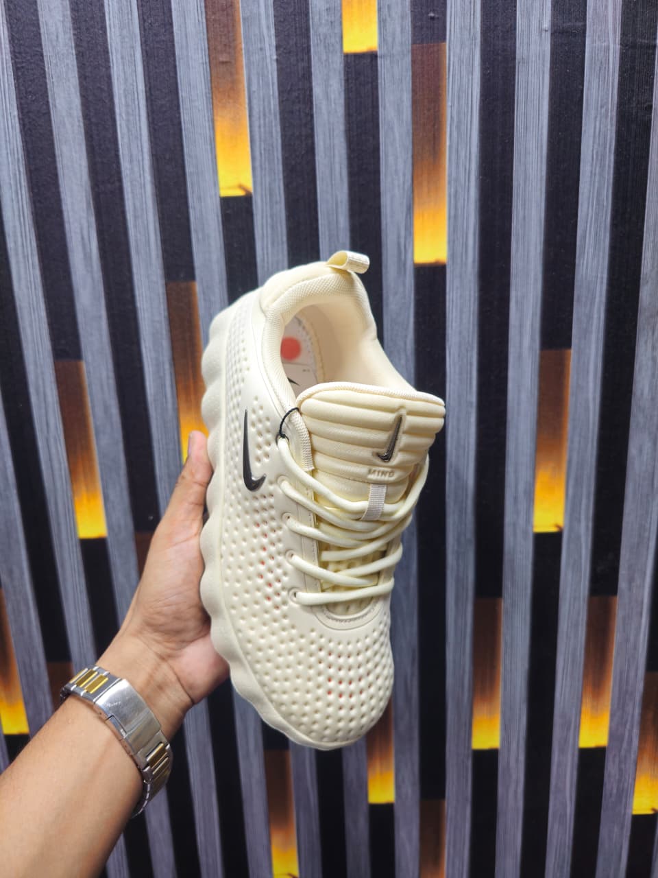 Nike Mind Sneakers – Made in Vietnam -BEIGE image 6