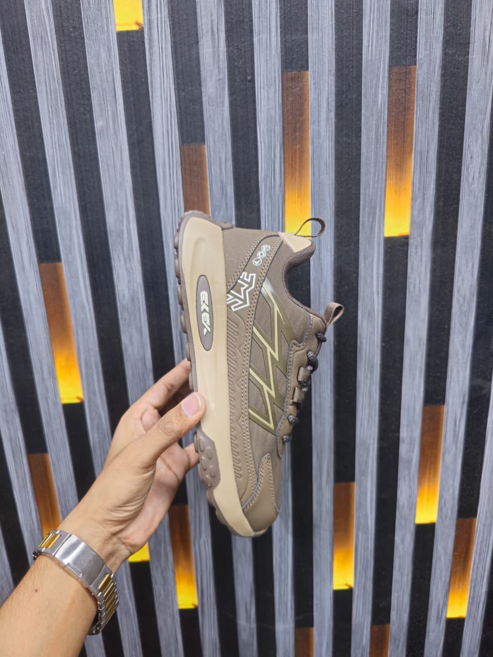 Men's Premium Casual Sneakers image 4