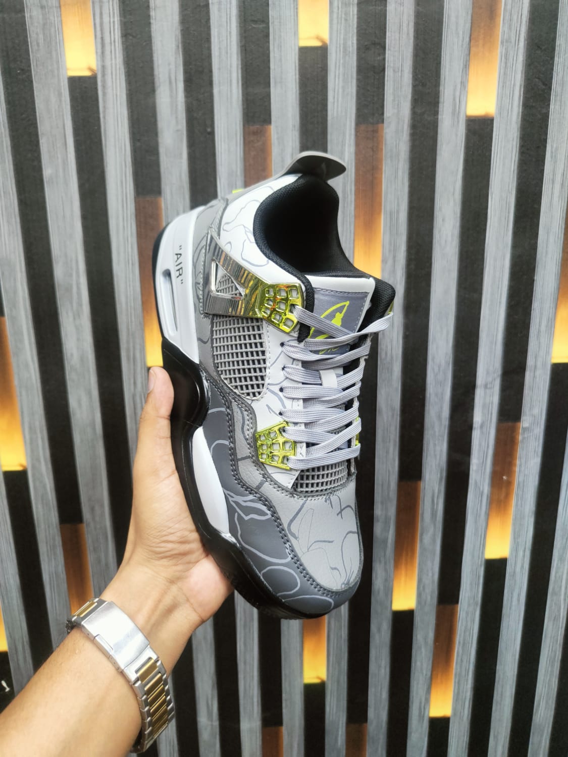 AIR JORDAN 4_GRAY PARROT image 6
