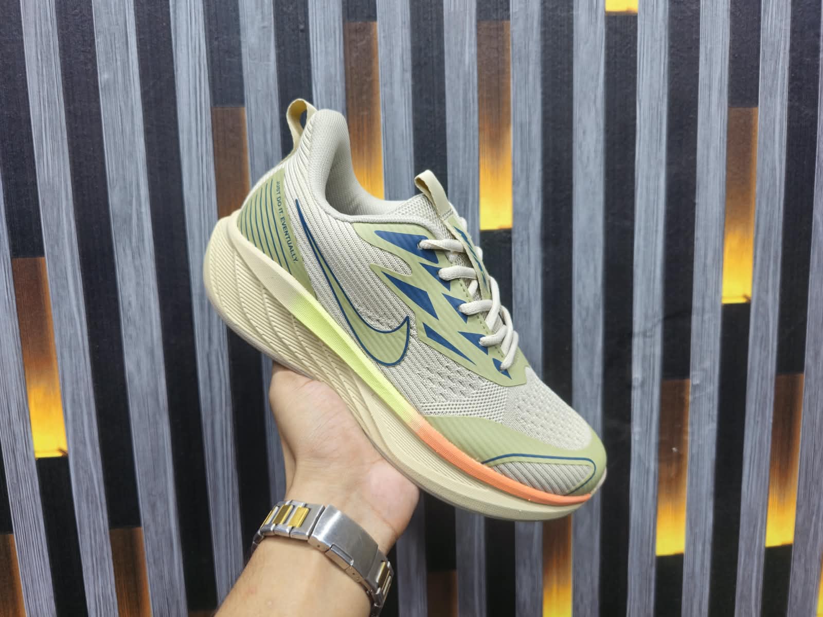 ‘NIKE Built for the Run. Designed for Everyday Comfort. image 4
