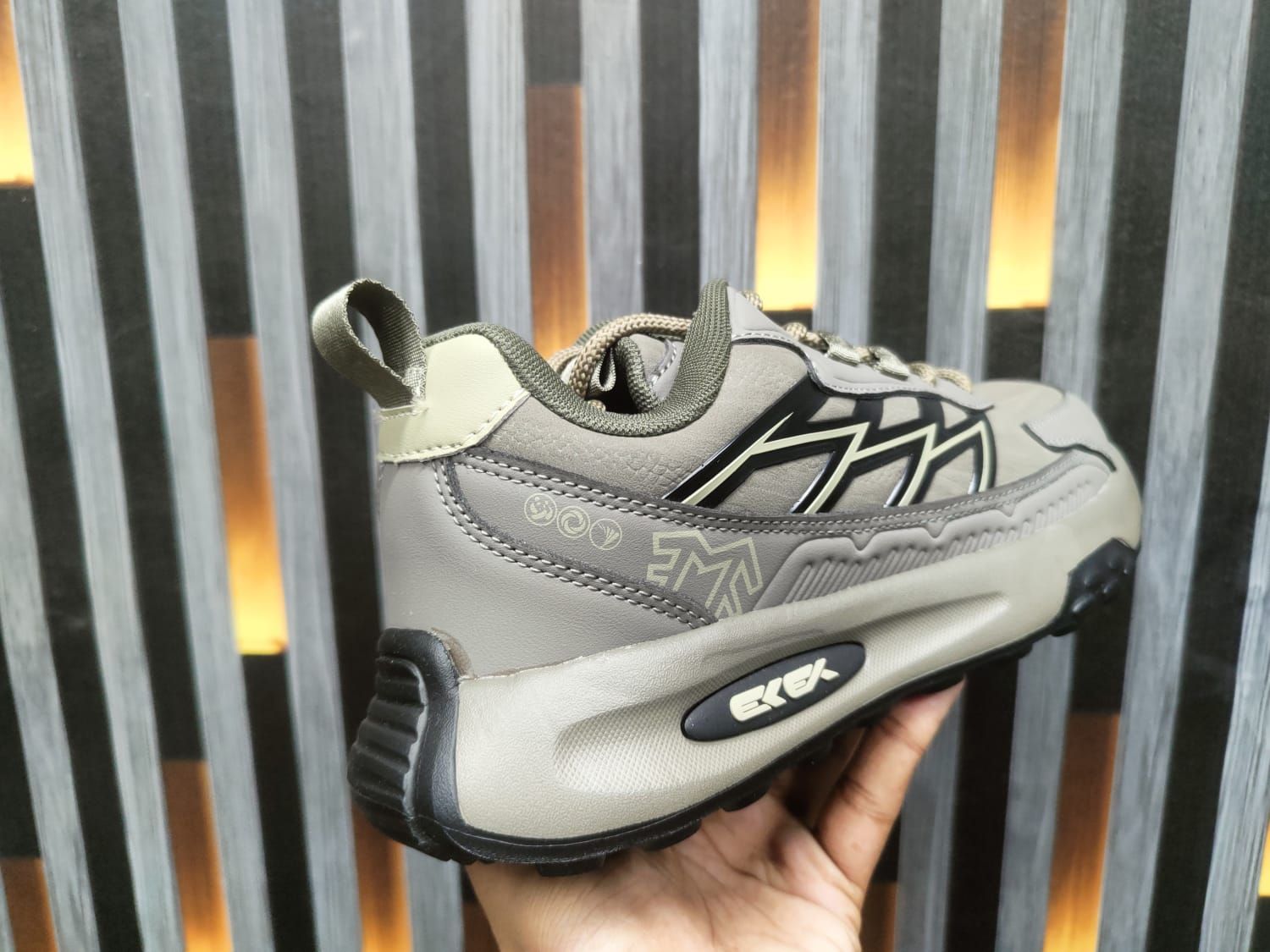 Men's Premium Casual Sneakers image 2