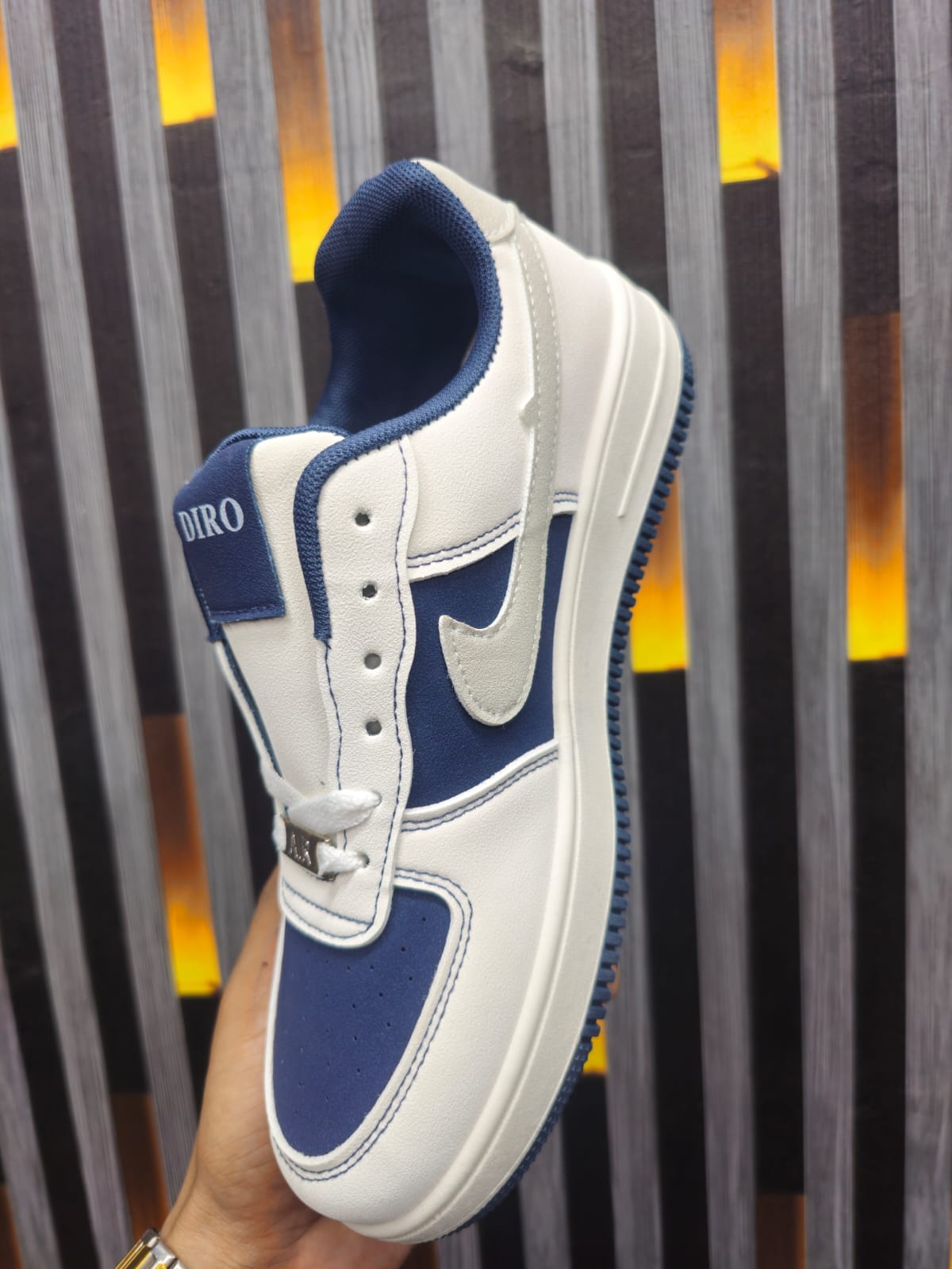 NIKE AIR FORCE 1 LOW image 4