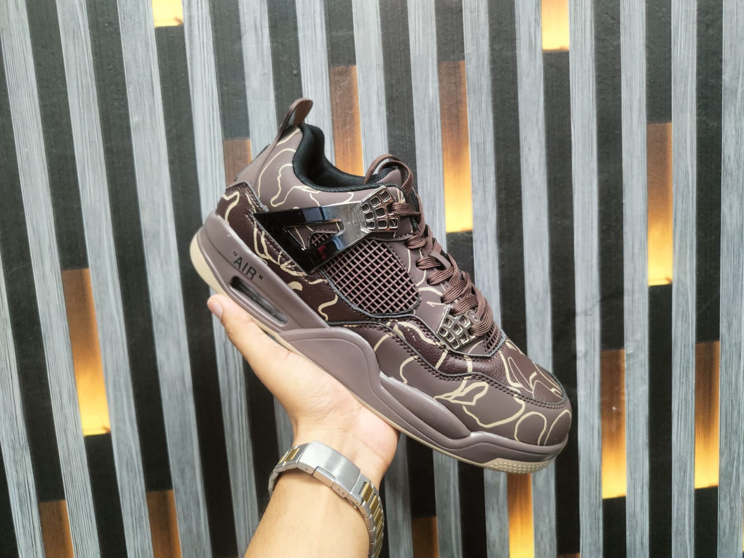 AIR JORDAN 4_DARK BROWN