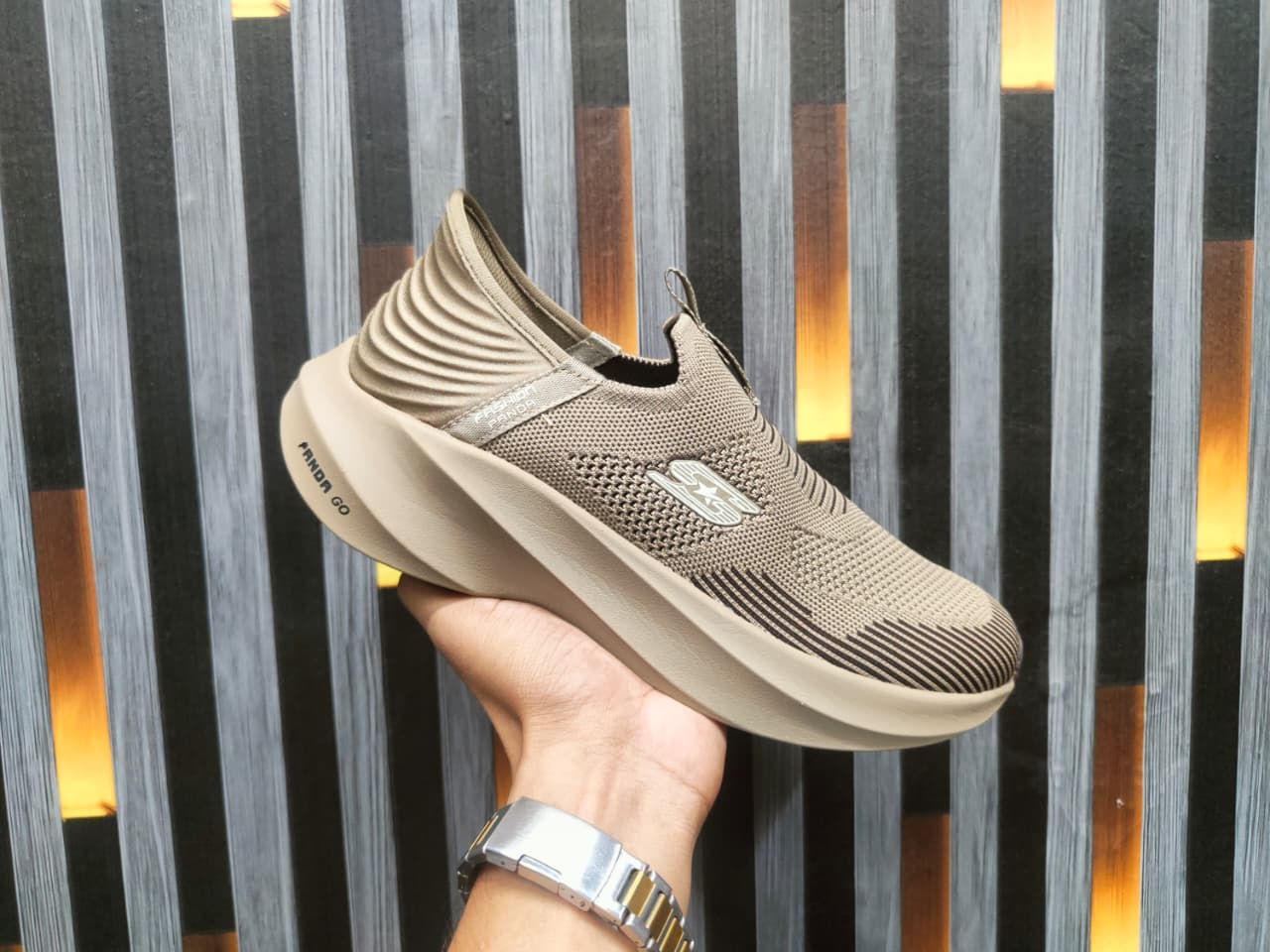 PANDA CASUAL SNEAKER 698